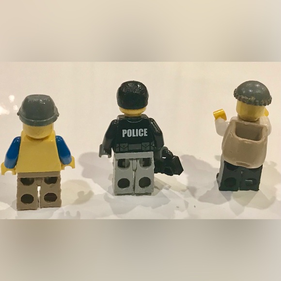 3 Building Toy Lego Mini figures From LEGO - Picture 2 of 3